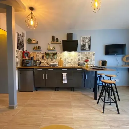 N3 Maisonnette En Rez De Jardin Parking Gratuis *